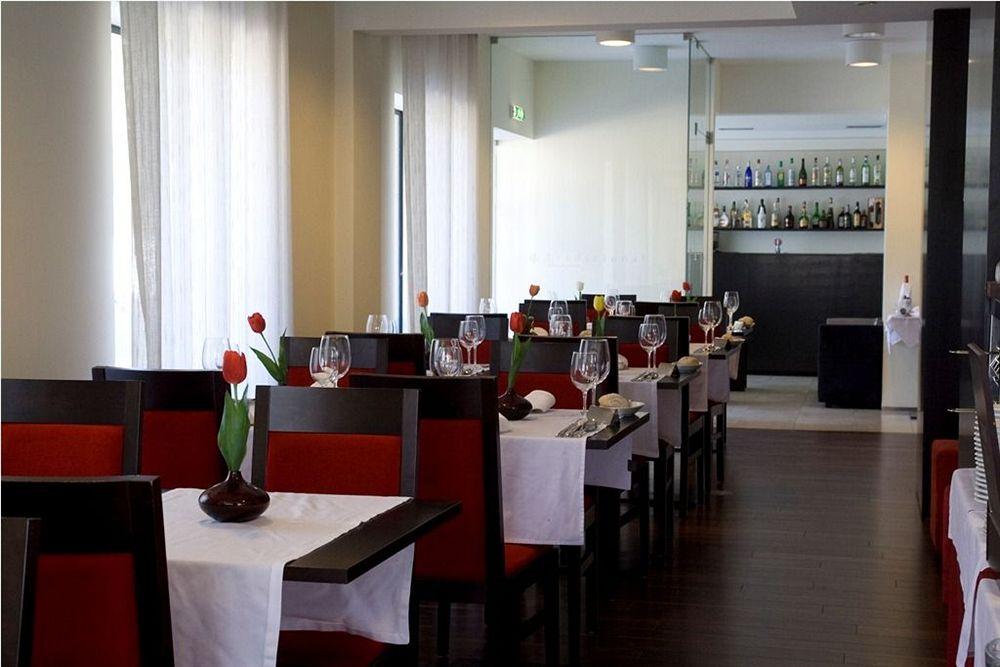 Paredes Hotel Apartamento