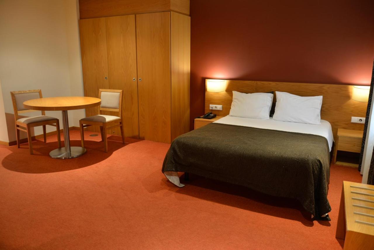 Paredes Hotel Apartamento Hotel apartamentowy 3*