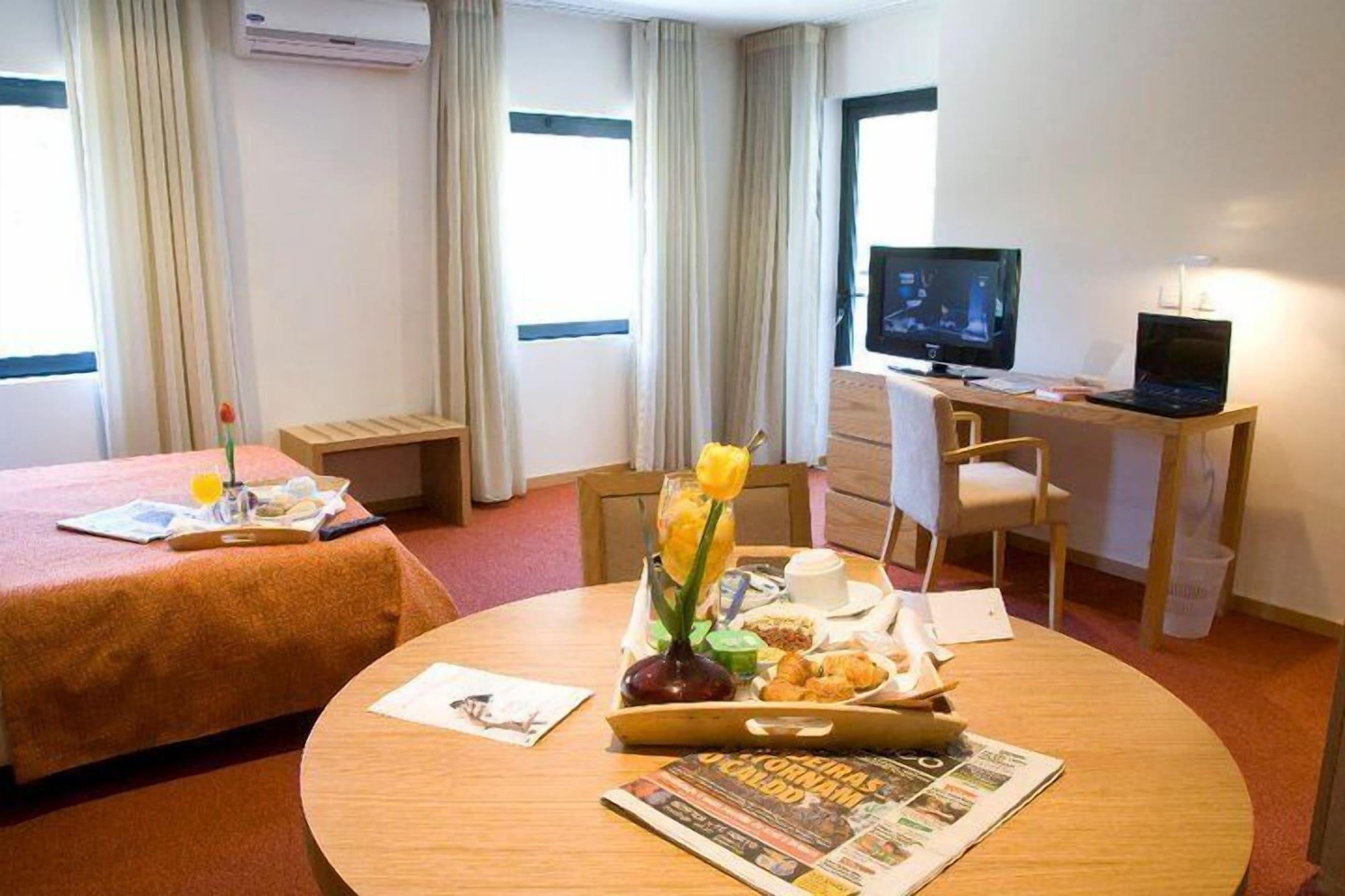 Paredes Hotel Apartamento Paredes (Porto)