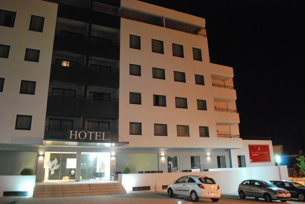 Paredes Hotel Apartamento 3*